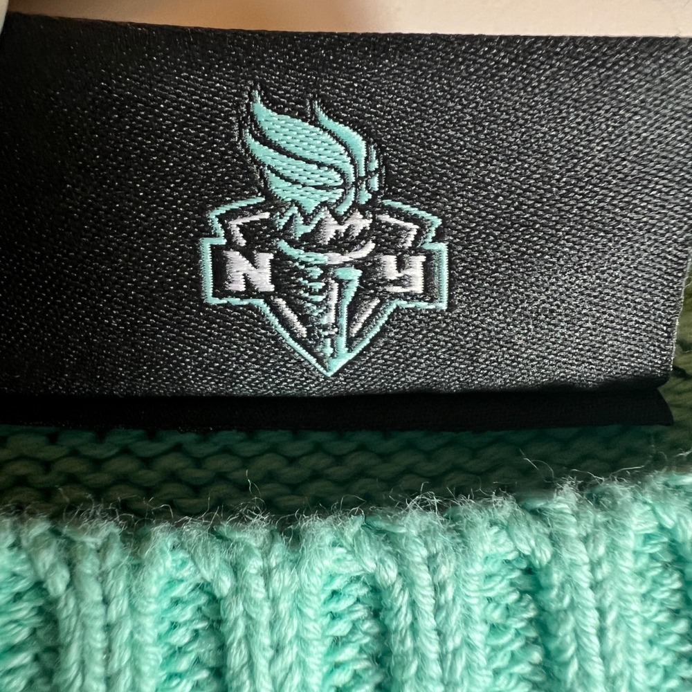 New York or Nowhere X WNBA Liberty Motto Sweater in Seafoam Green, Adult Medium - Picture 7 of 16